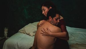 La puerta's poster