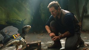 Jurassic World: Fallen Kingdom's poster