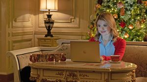 A Christmas Prince: The Royal Wedding's poster