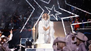 Beyonce: NFL Christmas Halftime Show's poster